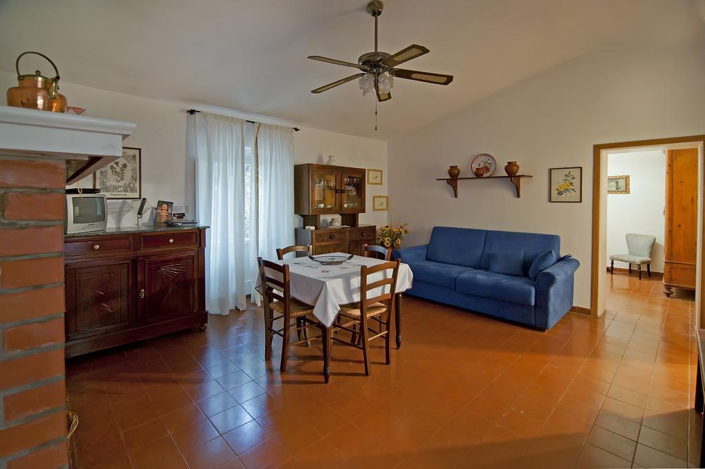 Agriturismo Podere Campalto Campiglia Marittima Kültér fotó